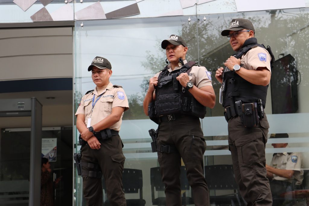 La CONAIE presentó la demanda de inconstitucionalidad del Acuerdo Ministerial emitido por el Ministerio de Energía y Minas, el cual busca regular el derecho a la consulta previa, libre e informada.